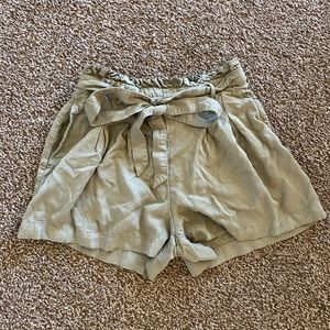 American Eagle paper bag style shorts